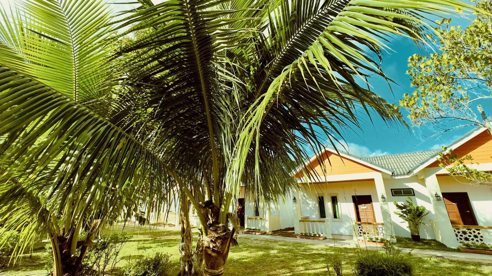 Tc Garden Resort Kuah Exterior photo