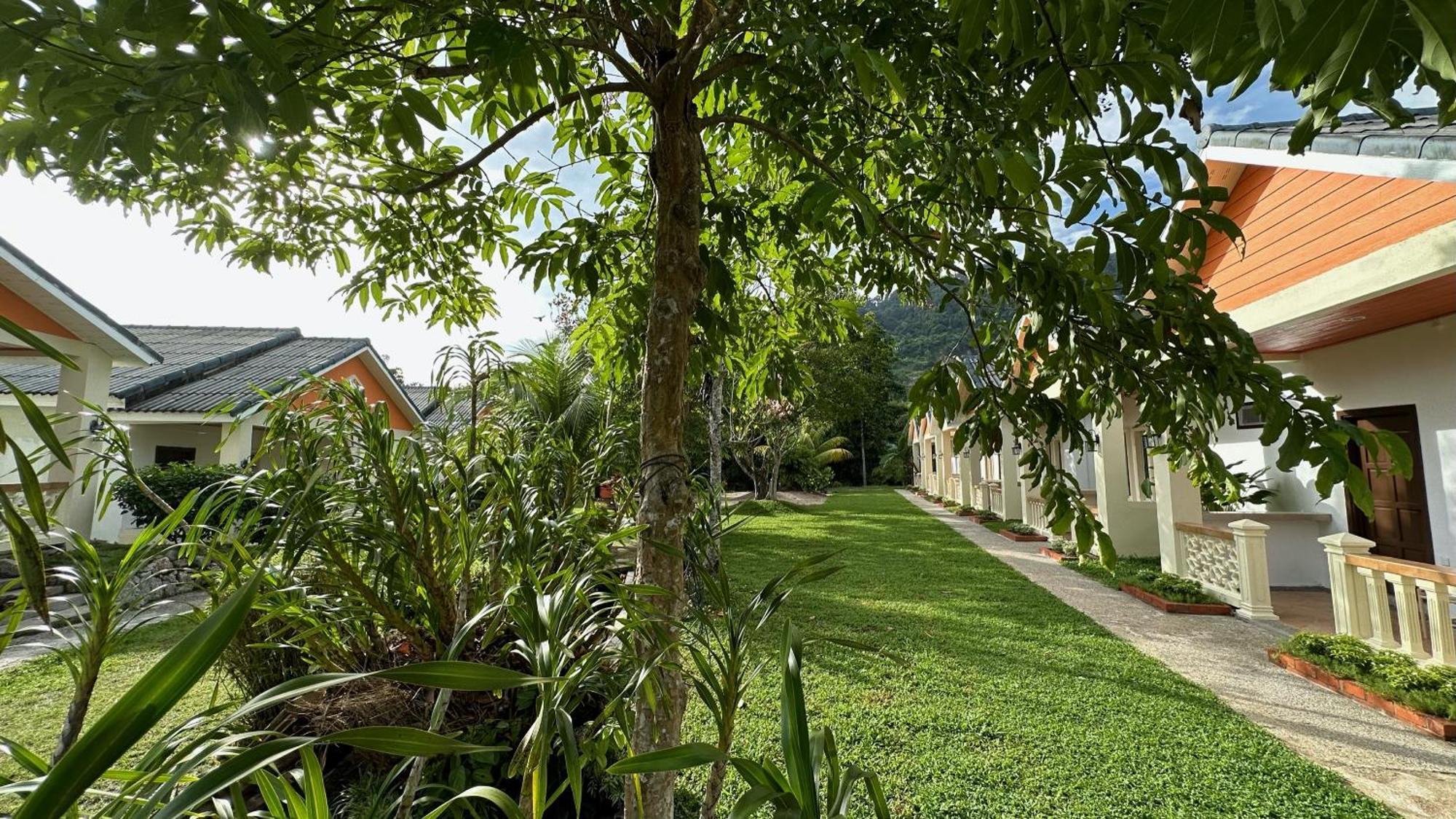 Tc Garden Resort Kuah Exterior photo
